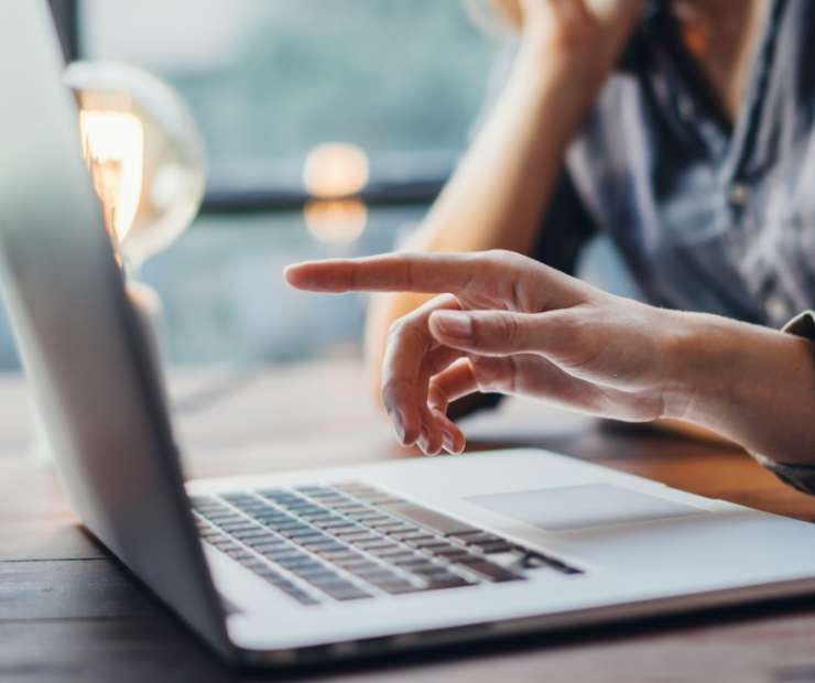 社内システムエンジニア