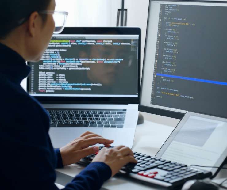 システムエンジニア